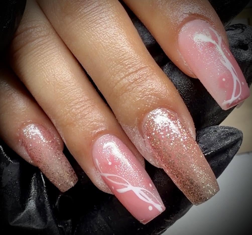 Reconstructed glitter ombre nails